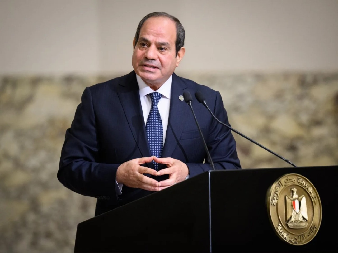 الرئيس السيسي يهنئ منتخب مصر بالانتصار التاريخي